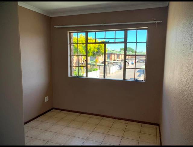 2 BEDROOM PROPERTY TO RENT IN EDLEEN